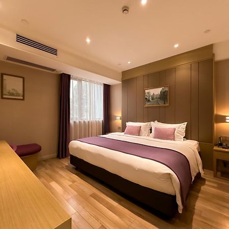 Shanghai-Deco Hotel-Free Shuttle Bus To Pudong Airport And Disneyland Экстерьер фото