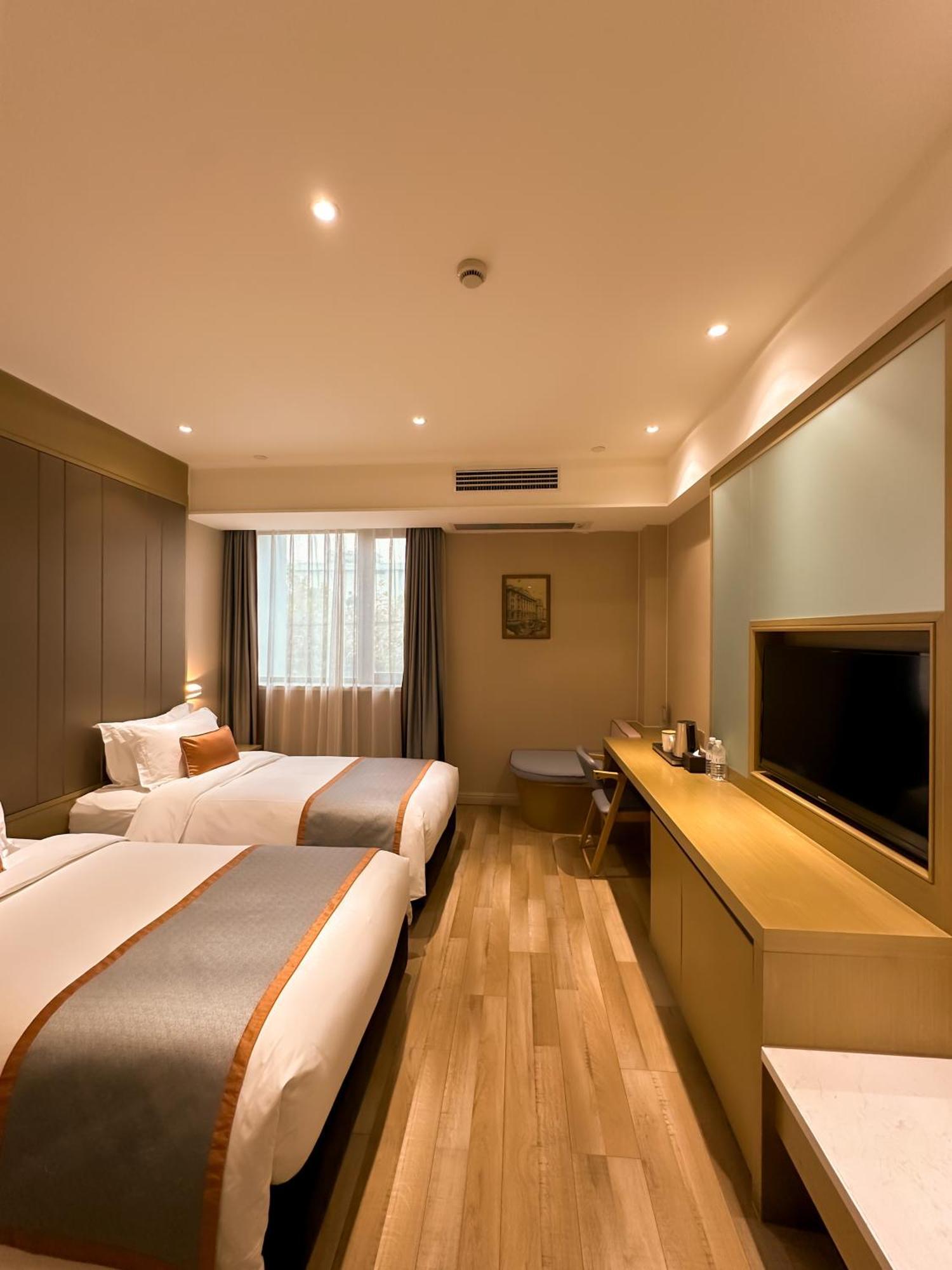 Shanghai-Deco Hotel-Free Shuttle Bus To Pudong Airport And Disneyland Экстерьер фото