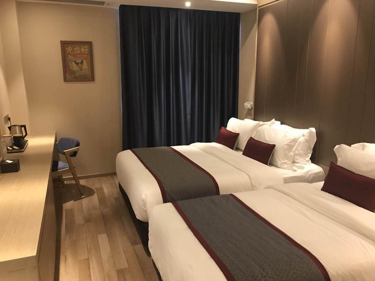 Shanghai-Deco Hotel-Free Shuttle Bus To Pudong Airport And Disneyland Экстерьер фото