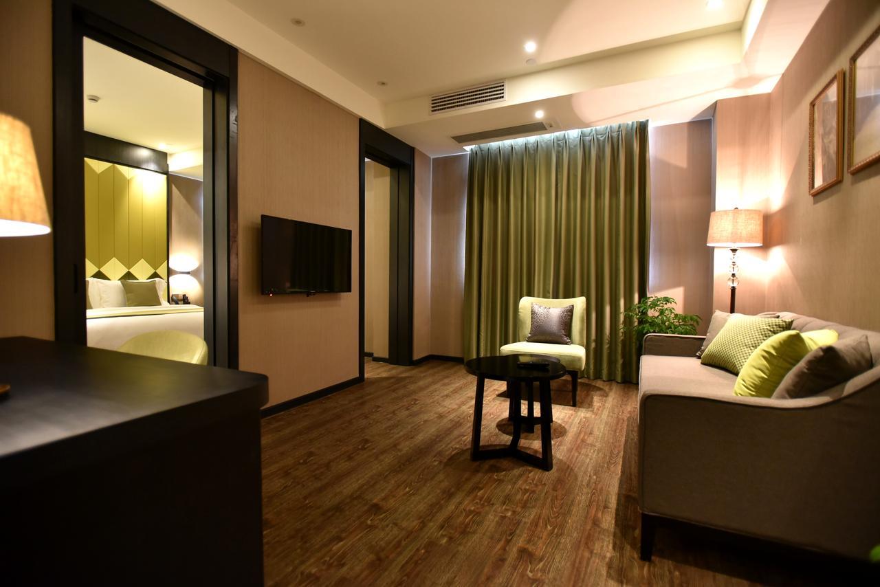Shanghai-Deco Hotel-Free Shuttle Bus To Pudong Airport And Disneyland Экстерьер фото