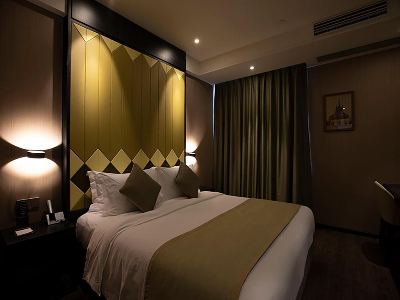 Shanghai-Deco Hotel-Free Shuttle Bus To Pudong Airport And Disneyland Экстерьер фото